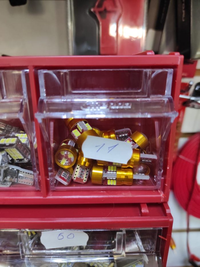 Диод W5W клин 57 SMD бел