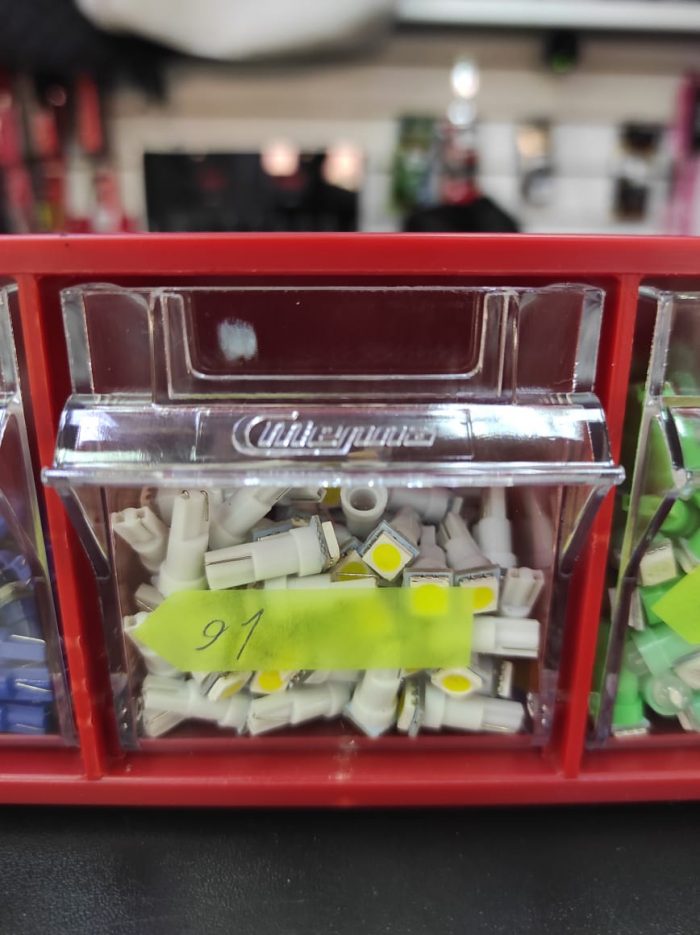 Диоды 1SMD б/ц белые,